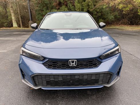 Used 2025 Honda Civic Sport Touring image 3