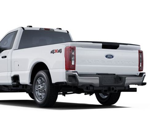 New 2025 Ford F350 XLT image 3