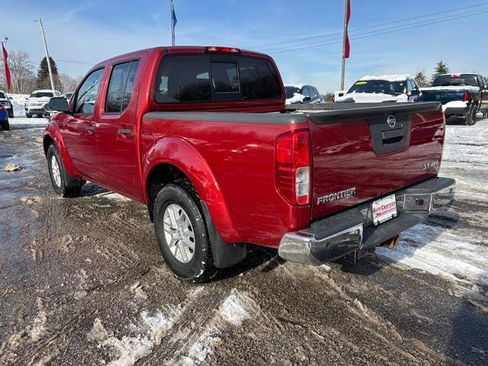 Used 2016 Nissan Frontier SV image 5