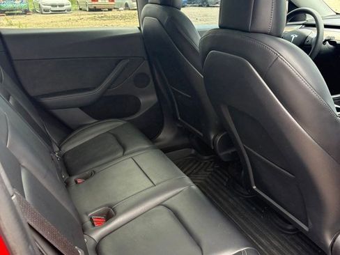 Used 2022 Tesla Model Y Performance AWD/4WD image 12