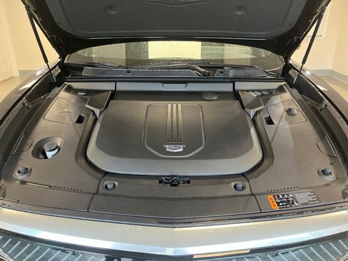 Certified 2024 Cadillac Lyriq Luxury w/ LPO, Floor Liner Package AWD/4WD image 22