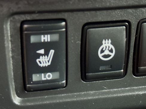 Used 2024 Nissan Frontier PRO-4X w/ Pro Convenience Package AWD/4WD image 4