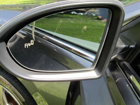 Used 2022 Volkswagen Jetta SE image 17