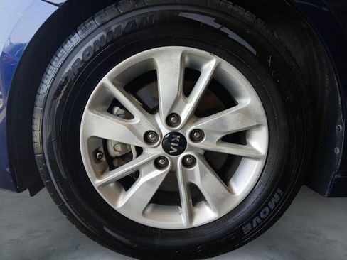 Used 2018 Kia Optima LX FWD image 14