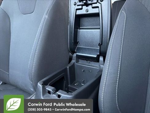 Used 2012 Ford Focus Titanium w/ SEL/Titanium Winter Pkg image 21