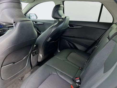 Used 2023 Kia Niro EX w/ EX Cold Weather Package FWD image 29