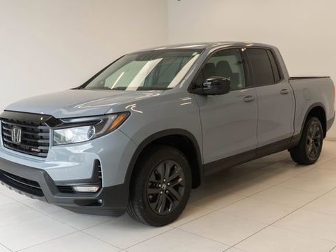 Used 2023 Honda Ridgeline Sport image 7