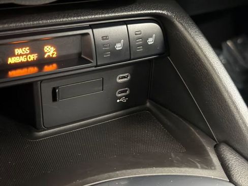 Certified 2025 MAZDA MX-5 Miata RF Club image 22