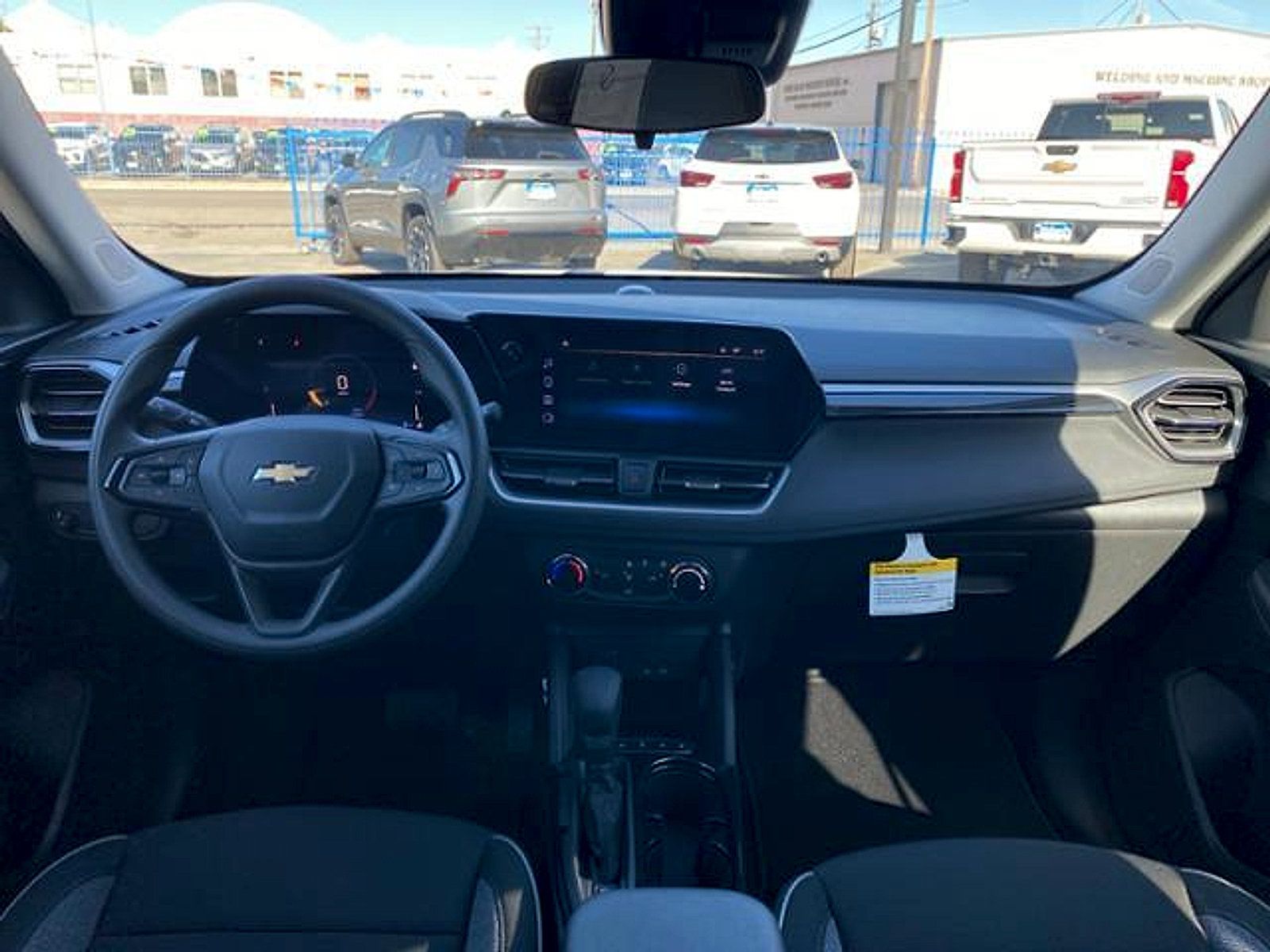 Used 2026 Chevrolet TrailBlazer LS w/ LS Convenience Package FWD image 3