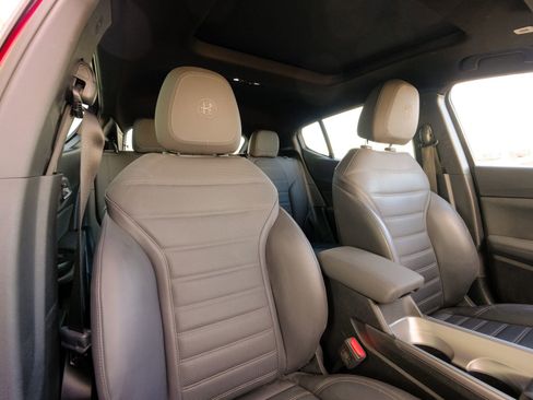 Used 2024 Alfa Romeo Tonale Veloce image 17