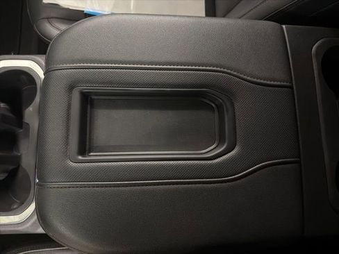 Used 2021 GMC Sierra 1500 AT4 image 35