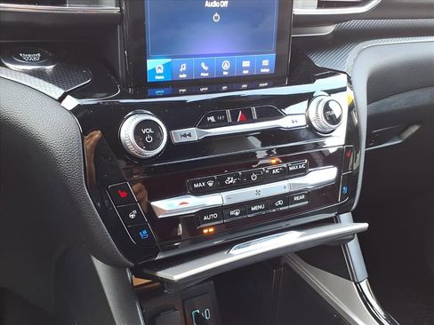 Used 2024 Ford Explorer ST w/ Equipment Group 401A image 8