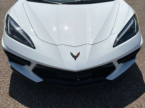 Used 2024 Chevrolet Corvette Stingray Premium Conv w/ Z51 Performance Package RWD image 3