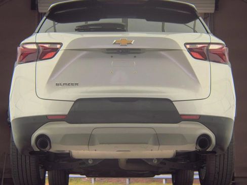 Used 2019 Chevrolet Blazer LT w/ Sun and Wheels Package FWD image 7