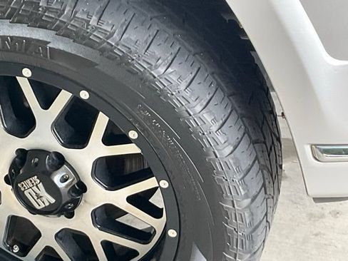 Used 2016 Toyota 4Runner Limited AWD/4WD image 27
