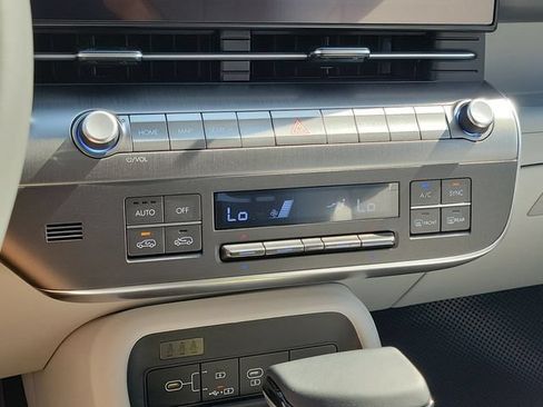 New 2026 Hyundai Kona SEL Sport FWD image 13