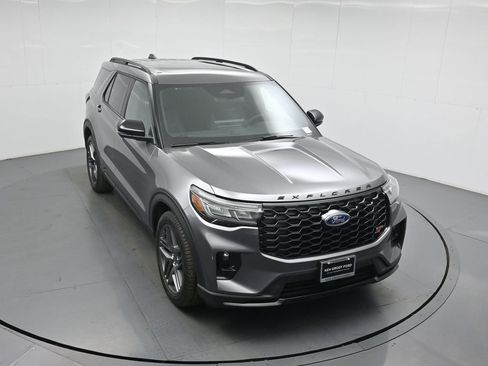 New 2026 Ford Explorer ST w/ Sun And Sound Package image 37