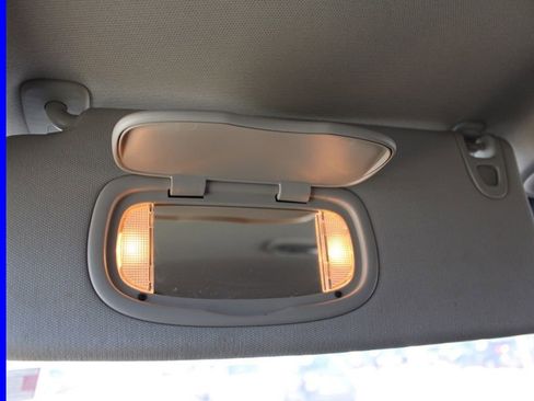 Used 2018 Jeep Cherokee Latitude image 39