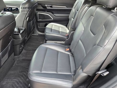 Certified 2023 Kia Telluride S FWD image 12