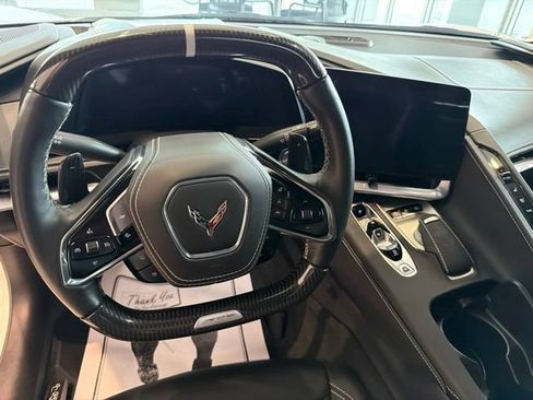 Used 2025 Chevrolet Corvette Z06 RWD image 17