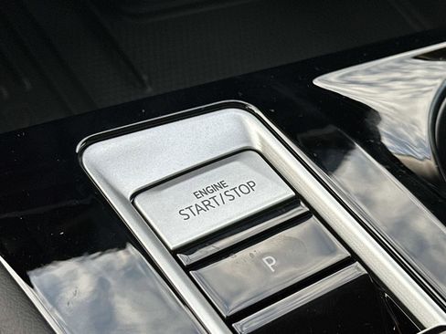 New 2026 Volkswagen Atlas SEL Premium R-Line image 28