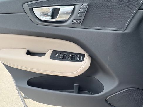 New 2026 Volvo XC60 B5 Plus w/ Protection Package Premier image 15