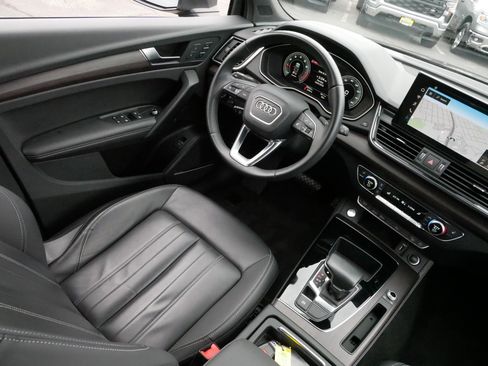 Used 2022 Audi Q5 2.0T Premium Plus image 9