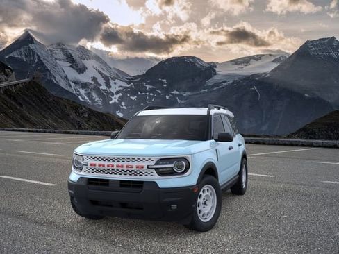 New 2025 Ford Bronco Sport Heritage w/ Convenience Package AWD/4WD image 2