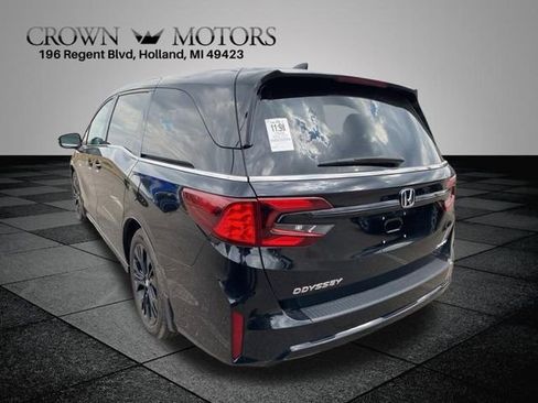 Used 2025 Honda Odyssey Sport-L image 9