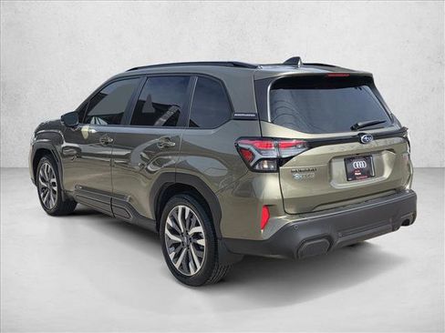 Used 2025 Subaru Forester Touring w/ Popular Package - Touring image 7