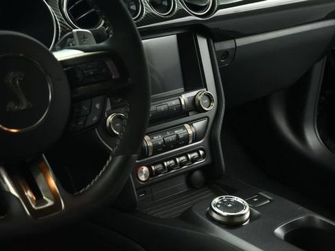 Used 2021 Ford Mustang Shelby GT500 w/ Technology Package RWD image 41