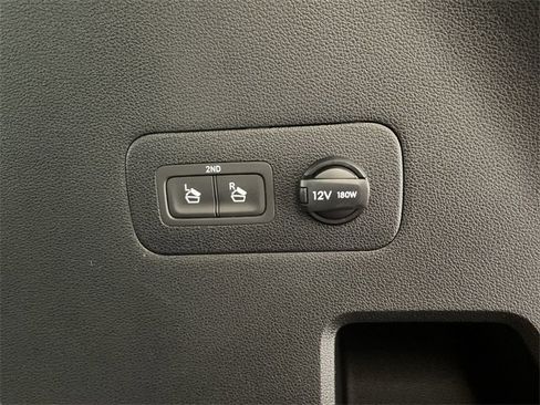 Used 2021 Hyundai Santa Fe Limited image 18