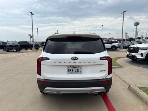Used 2020 Kia Telluride S FWD image 11