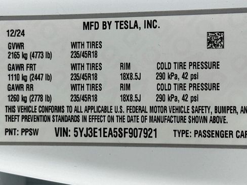 Used 2025 Tesla Model 3 Long Range RWD image 24