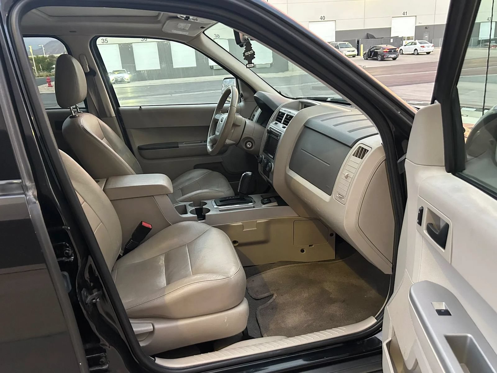 Used 2008 Ford Escape 4WD Hybrid image 11