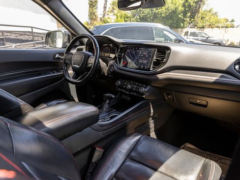 Used 2024 Dodge Durango GT RWD image 34