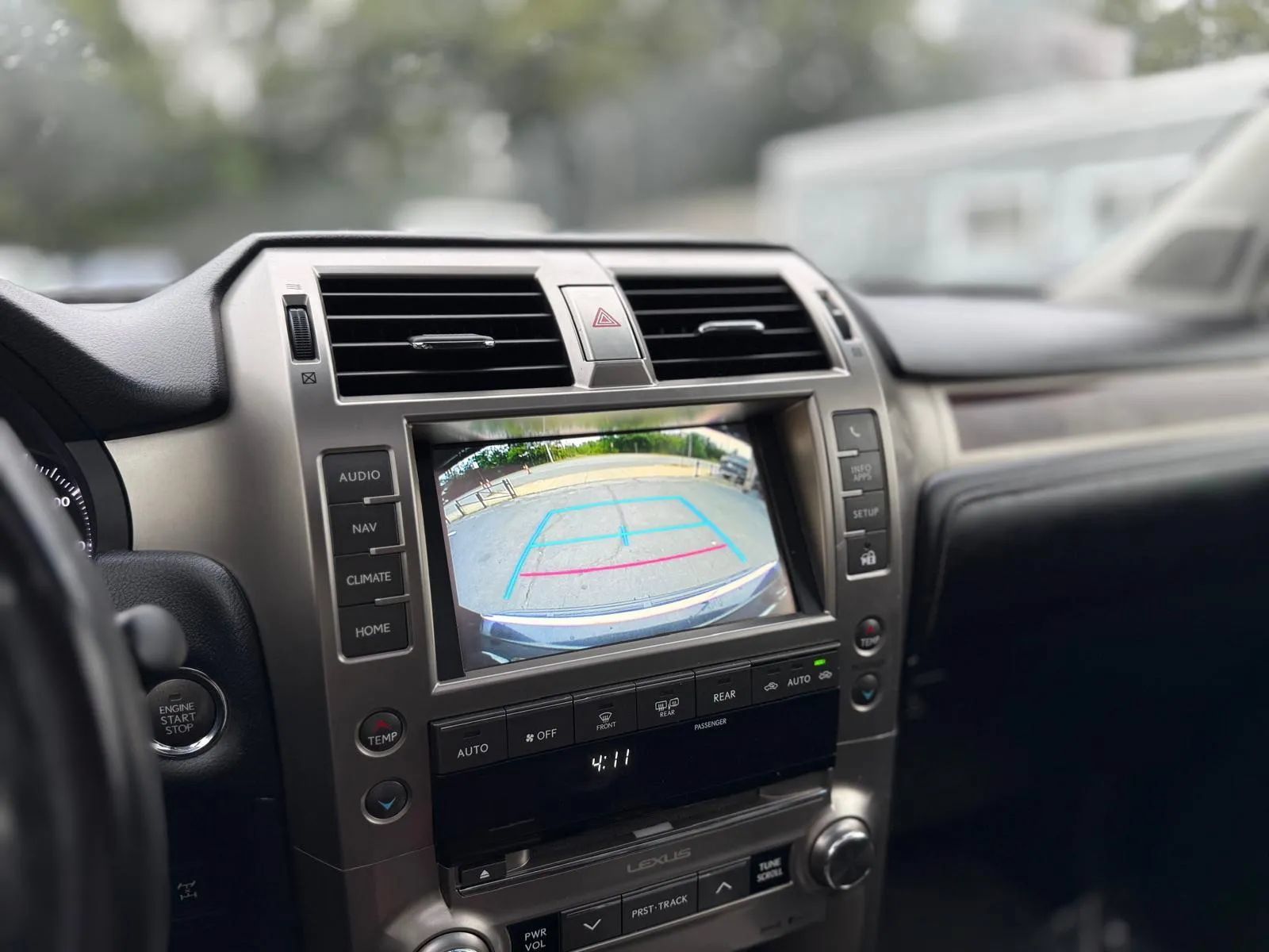 Used 2017 Lexus GX 460 Premium w/ Premium Package AWD/4WD image 18