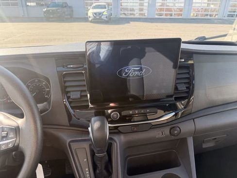 Used 2024 Ford Transit 350 XLT image 10
