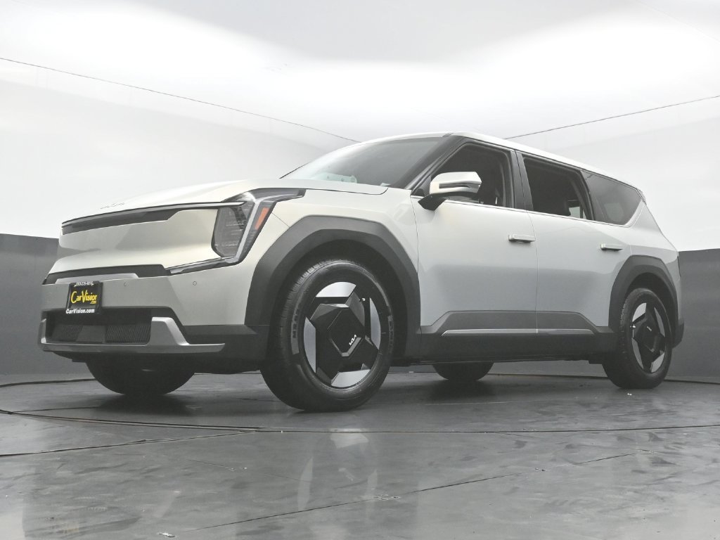 Used 2024 Kia EV9 Light RWD image 53