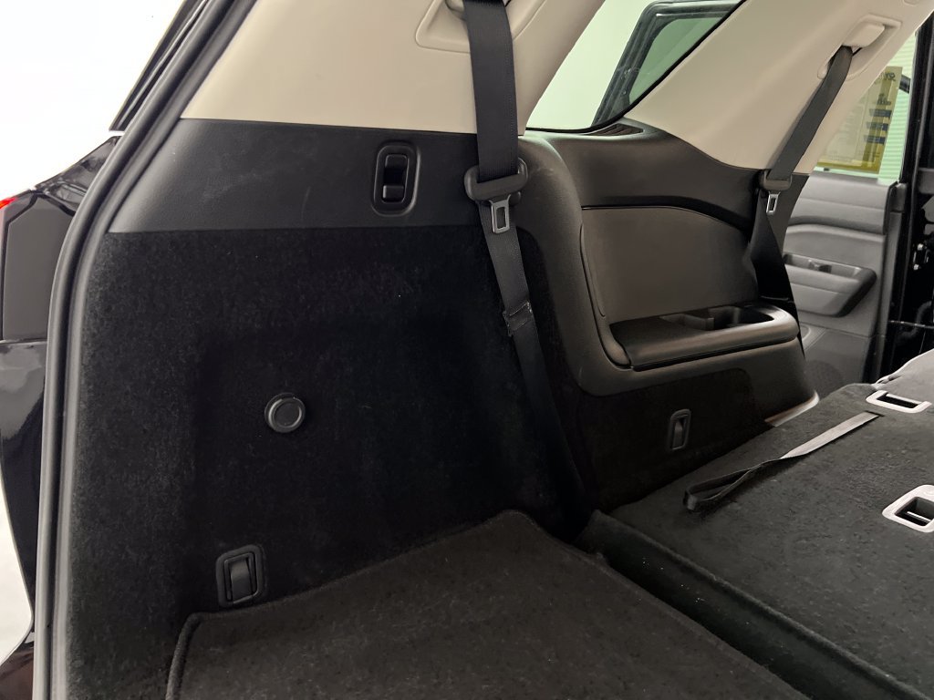 Used 2026 Nissan Pathfinder SL FWD image 41