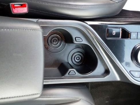 Certified 2023 Kia Niro EX FWD image 14