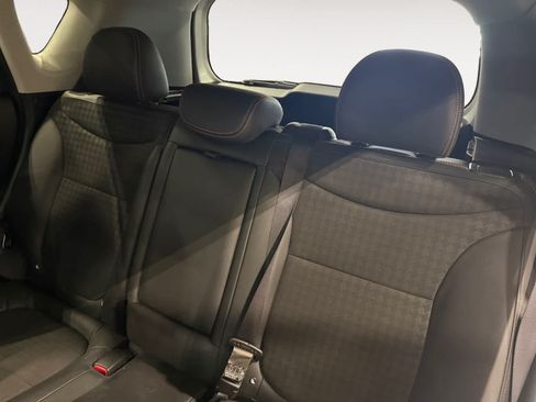 Used 2019 Kia Soul ! FWD image 14