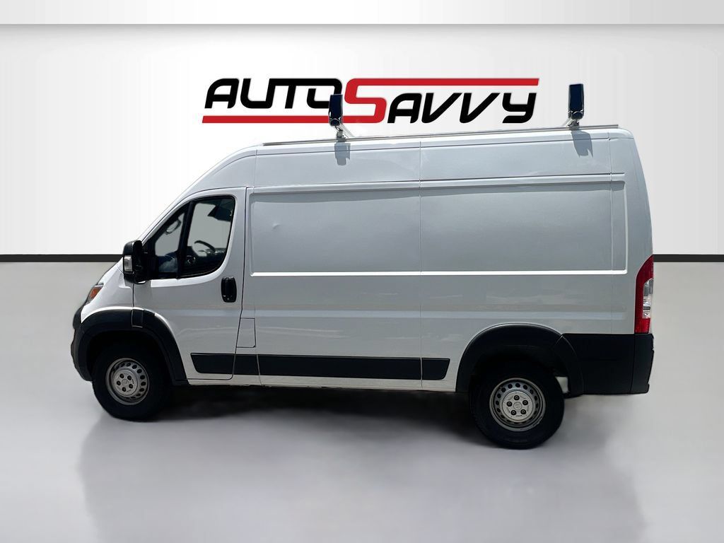 Used 2024 RAM ProMaster 2500 w/ Convenience Group FWD image 4