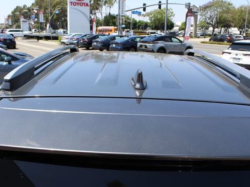 Used 2017 Toyota RAV4 XLE w/ Carpet Mat Package FWD image 54