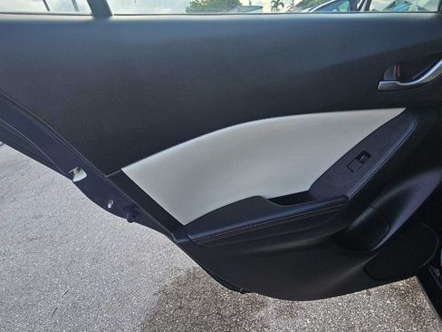 Used 2015 MAZDA MAZDA3 s Grand Touring FWD image 14