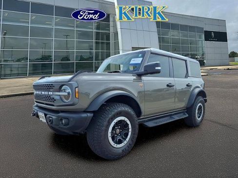 Certified 2025 Ford Bronco Badlands AWD/4WD image 1