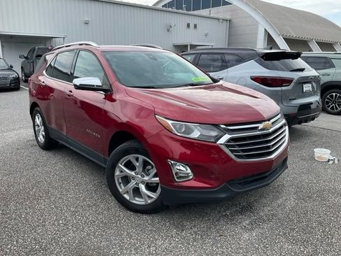 Used 2021 Chevrolet Equinox Premier AWD/4WD image 1
