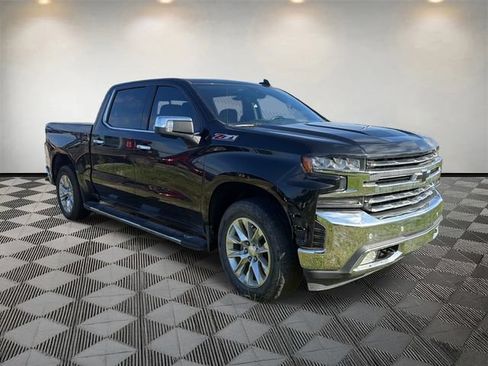 Used 2020 Chevrolet Silverado 1500 LTZ w/ LTZ Plus Package AWD/4WD image 3