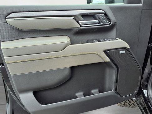New 2026 Chevrolet Silverado 2500 ZR2 w/ LPO, Dark Essentials Package AWD/4WD image 13