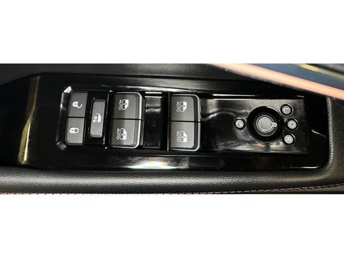 Used 2025 Jeep Wagoneer S Limited AWD/4WD image 34